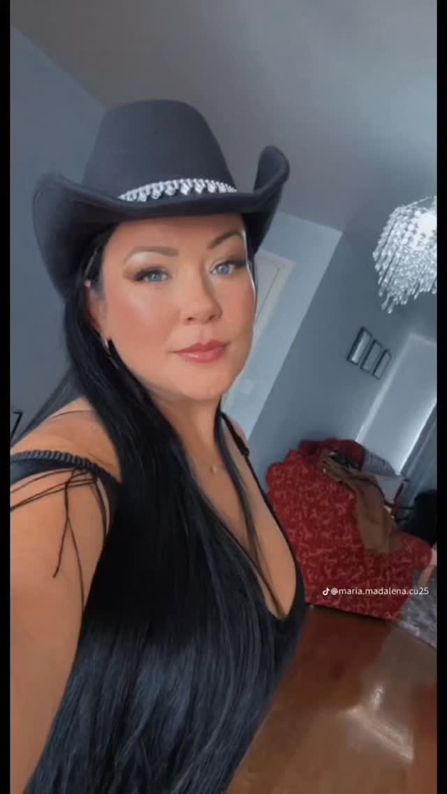 Instagram post from madalena.cunha.96. This post is in position 14.